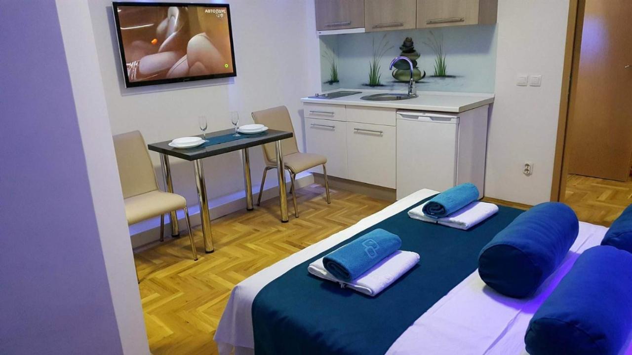 Front Beach Exclusive Apartments Sztruga Kültér fotó