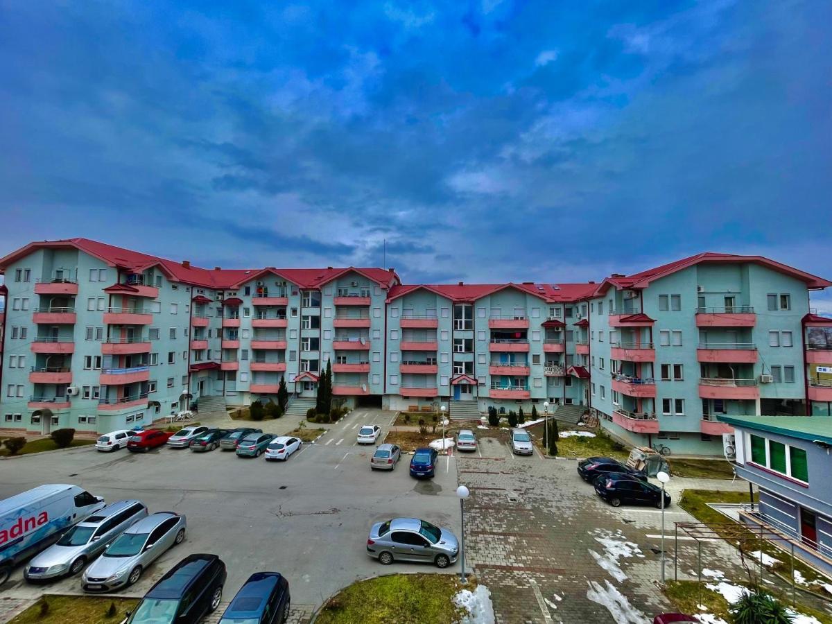 Front Beach Exclusive Apartments Sztruga Kültér fotó