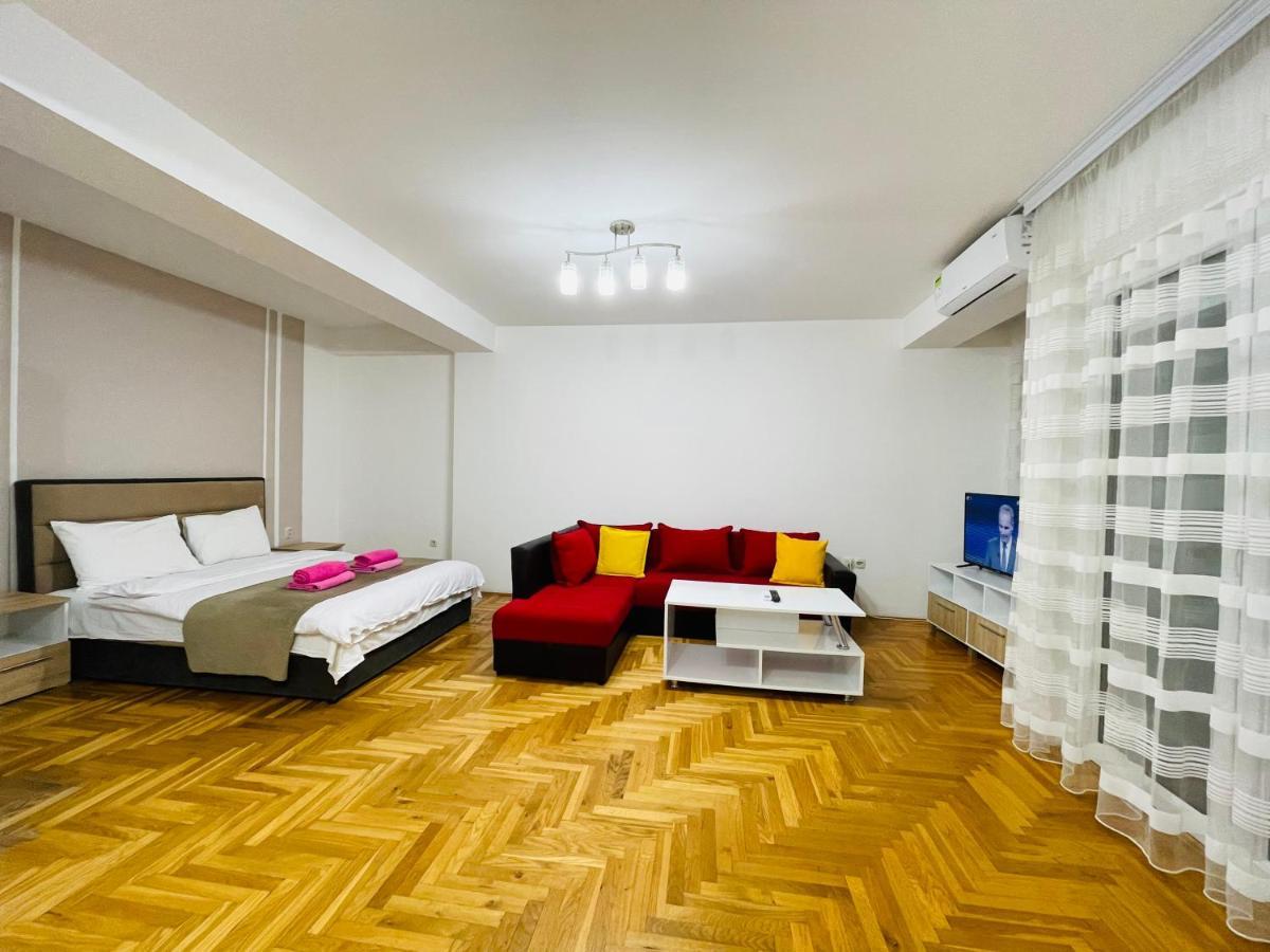 Front Beach Exclusive Apartments Sztruga Kültér fotó