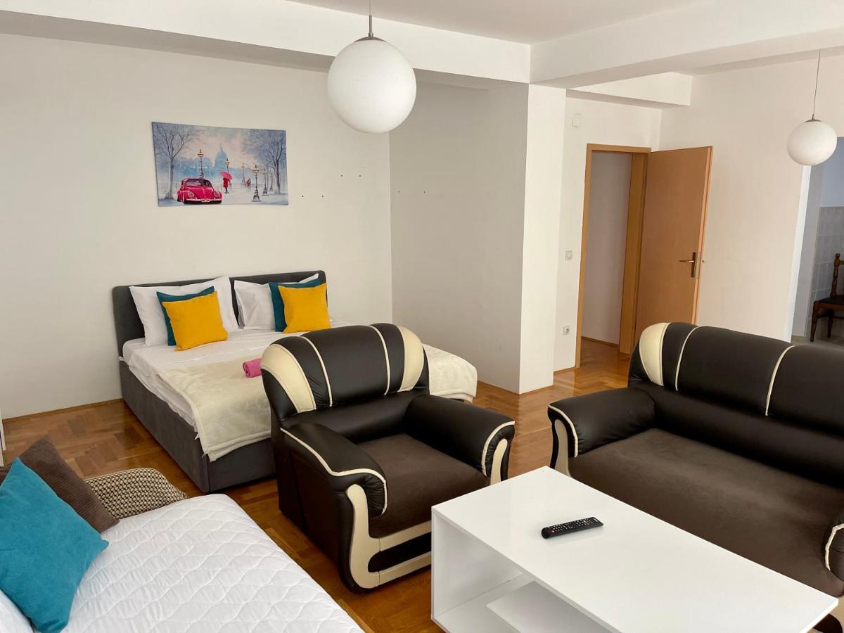 Front Beach Exclusive Apartments Sztruga Kültér fotó