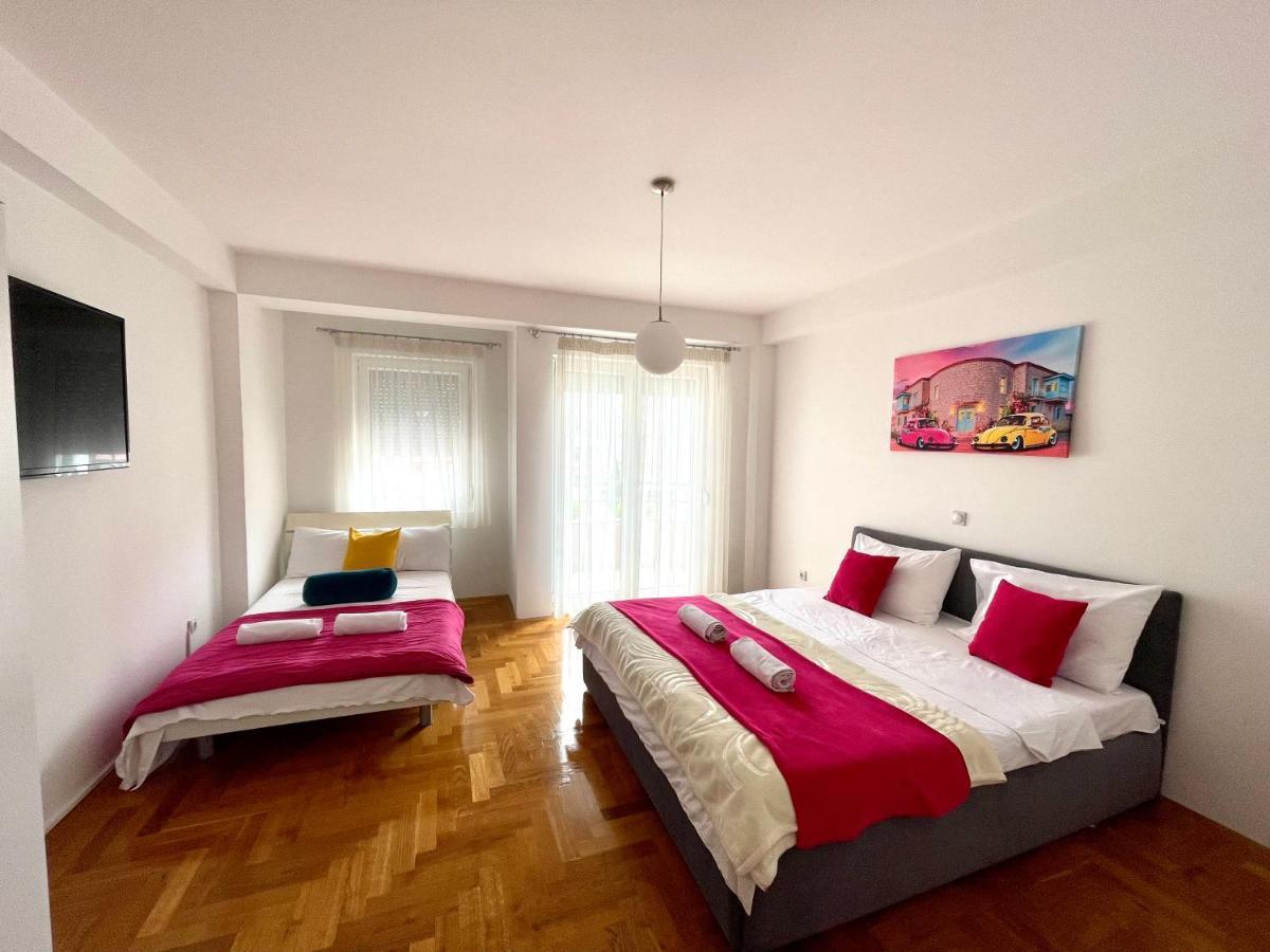 Front Beach Exclusive Apartments Sztruga Kültér fotó