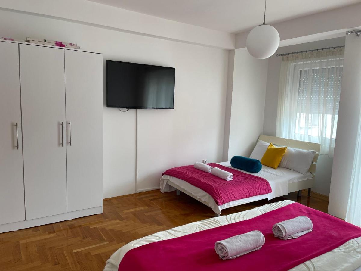 Front Beach Exclusive Apartments Sztruga Kültér fotó