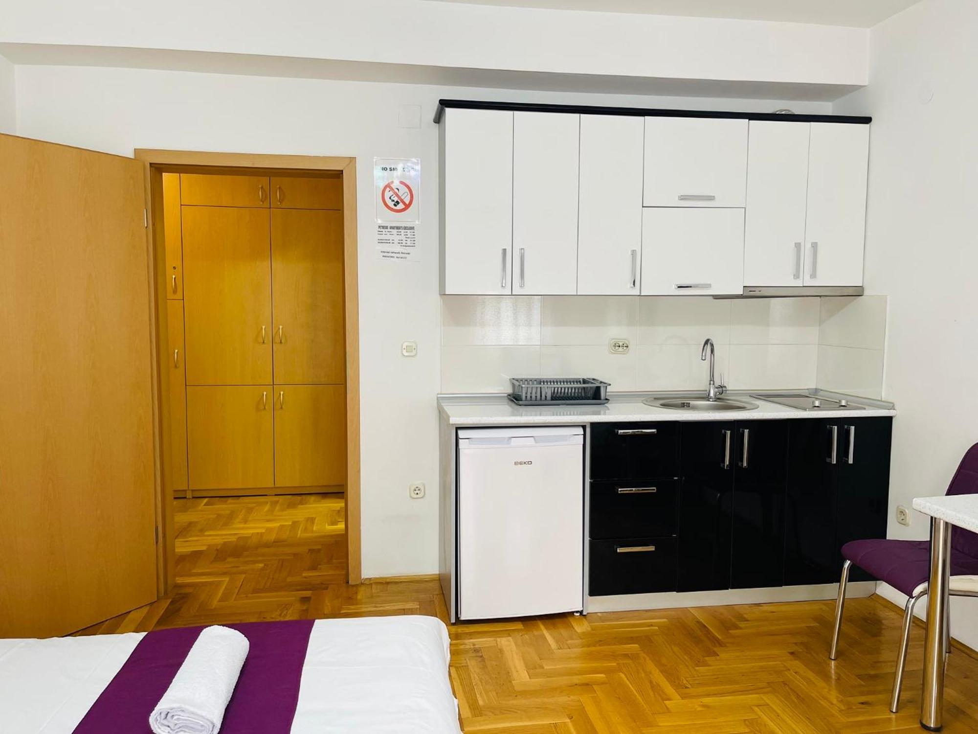 Front Beach Exclusive Apartments Sztruga Kültér fotó