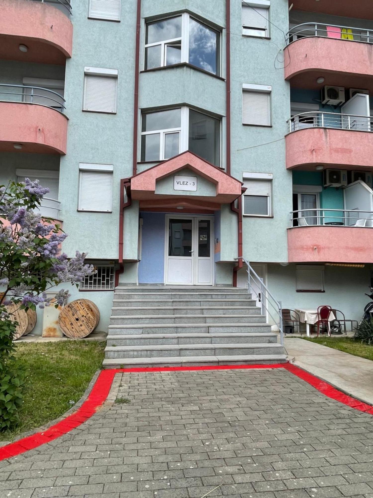 Front Beach Exclusive Apartments Sztruga Kültér fotó