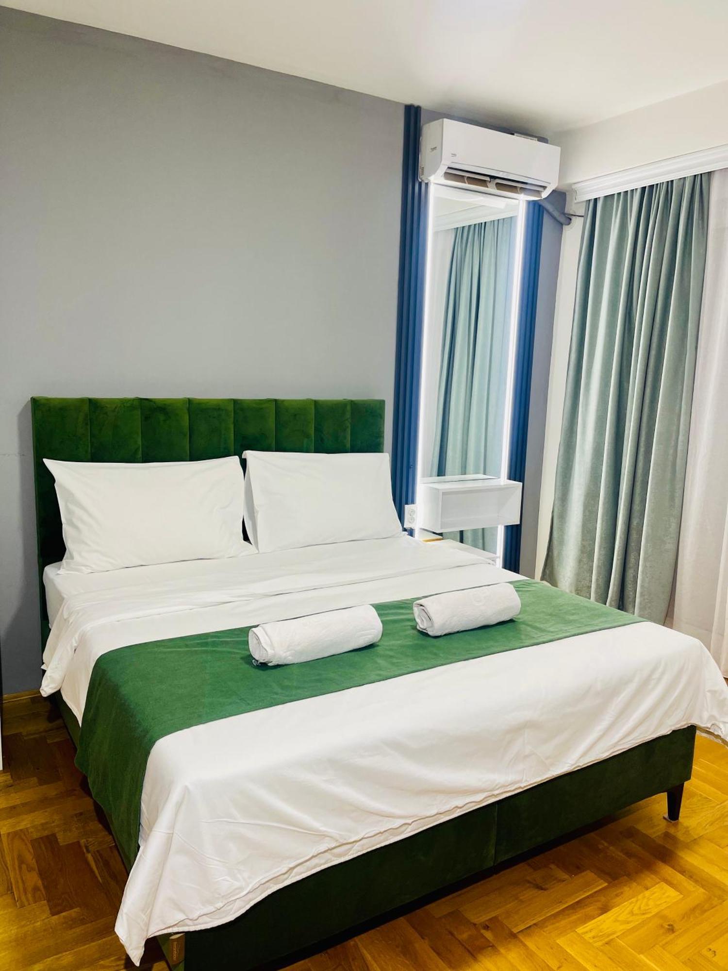 Front Beach Exclusive Apartments Sztruga Kültér fotó